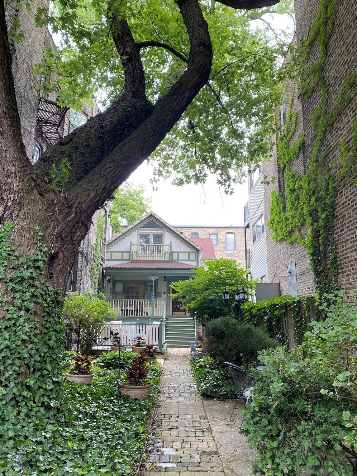 The Villa Toscana シカゴ 部屋 写真